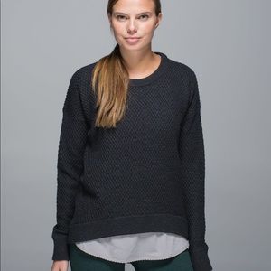 Lululemon Yogi Crew sweater heathered black